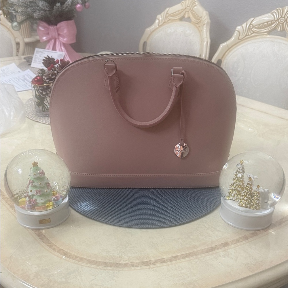 Pollicaty Elegant Dusty Rose Dome Satchel Handbag. Made in Italy.